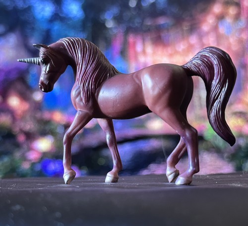 Breyer stablemates unicorn - breyer,